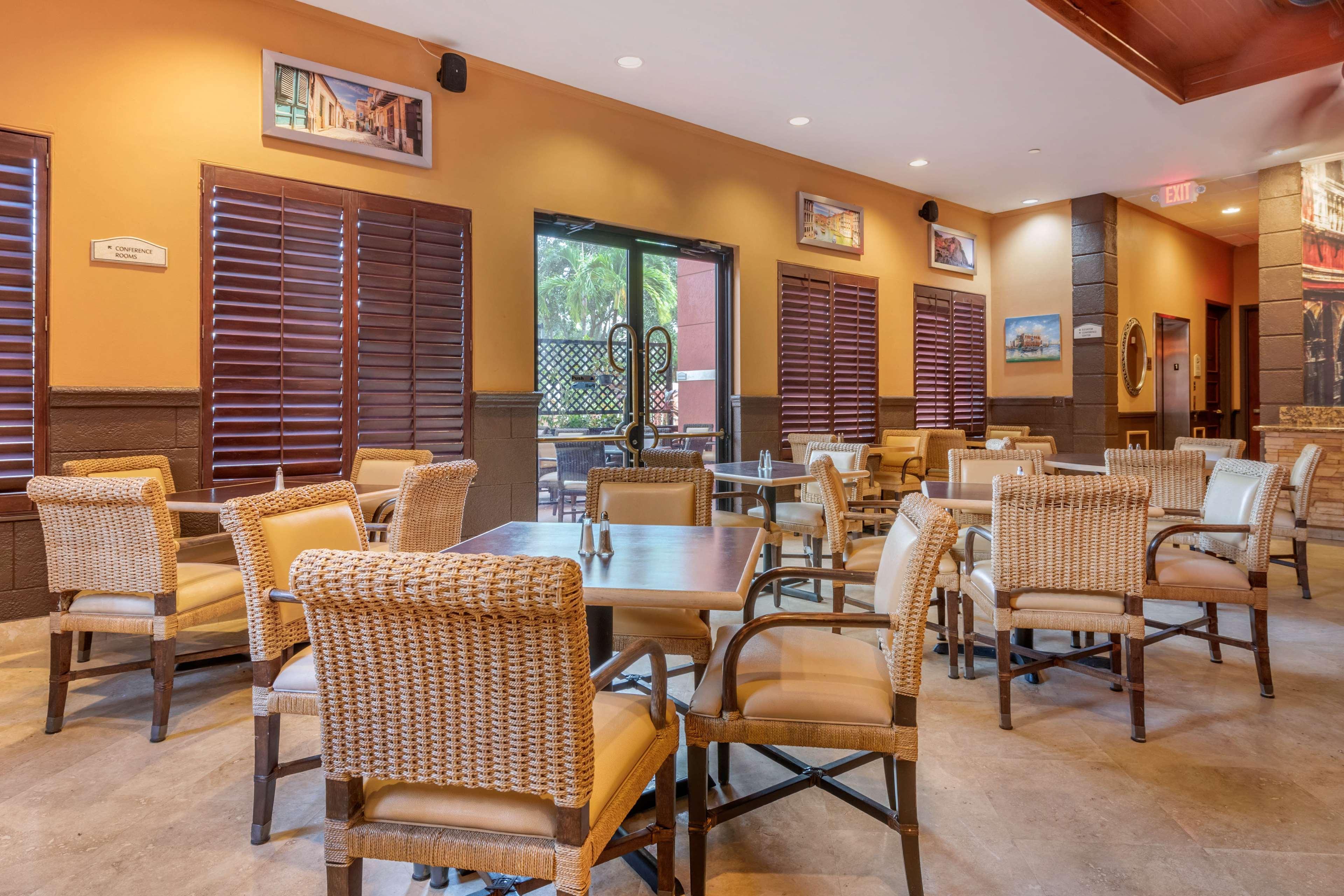 Best Western Plus Palm Beach Gardens Hotel & Suites And Conference Ct מראה חיצוני תמונה