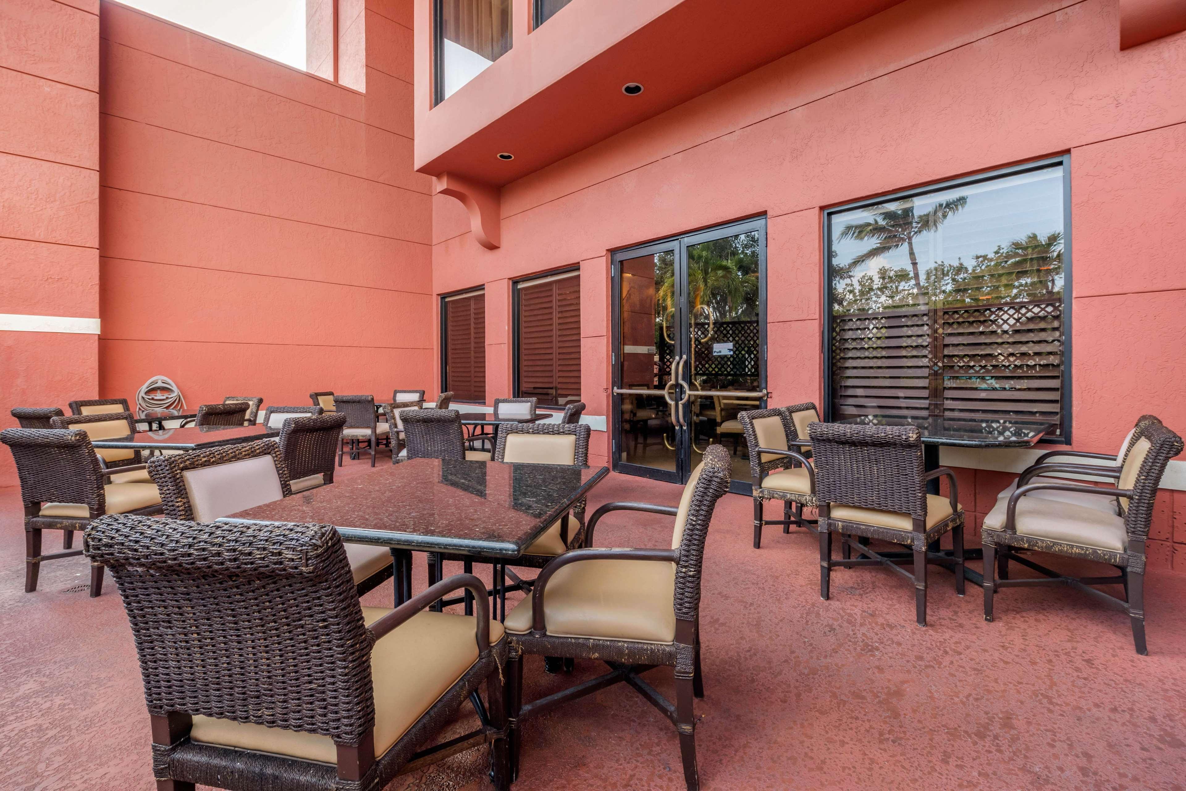 Best Western Plus Palm Beach Gardens Hotel & Suites And Conference Ct מראה חיצוני תמונה