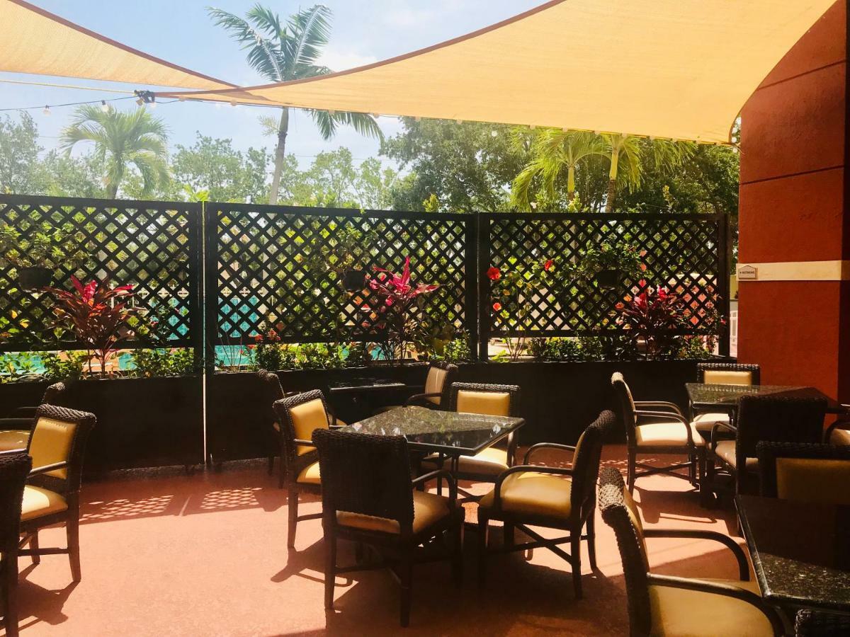 Best Western Plus Palm Beach Gardens Hotel & Suites And Conference Ct מראה חיצוני תמונה